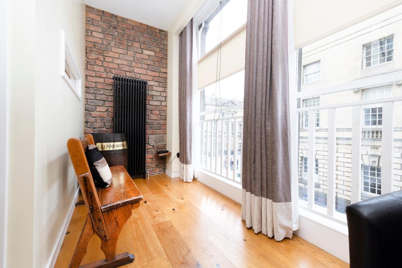 Joivy 1 Bed Flat In Old Town, Next To St Giles Cathedral Edimburgo Exterior foto