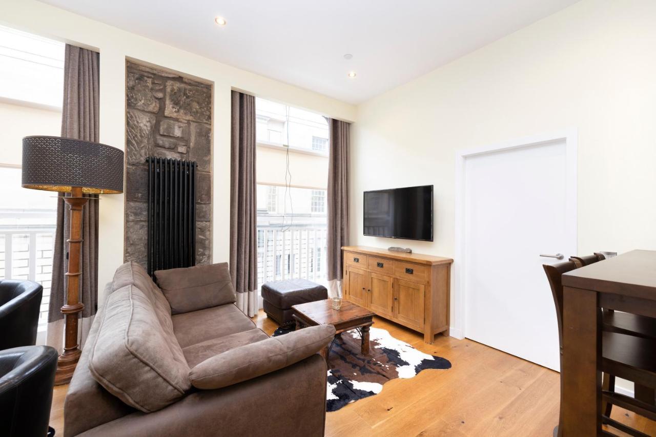 Joivy 1 Bed Flat In Old Town, Next To St Giles Cathedral Edimburgo Exterior foto